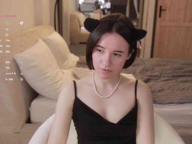 MissEssie webcam