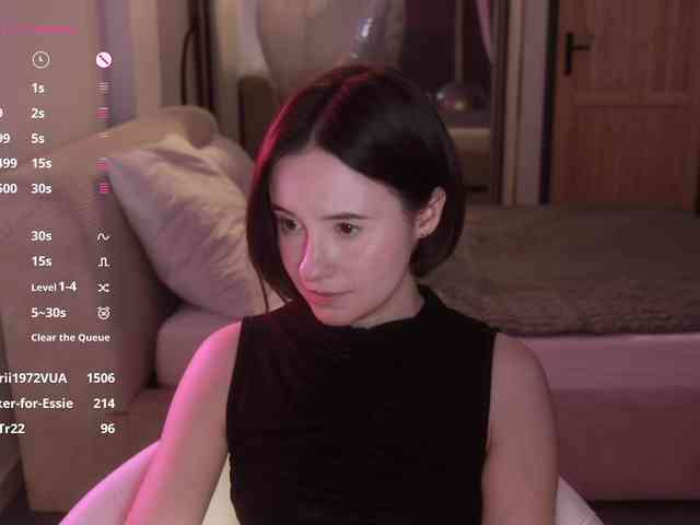 MissEssie webcam