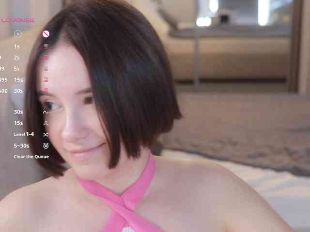 -FemaleEssence-