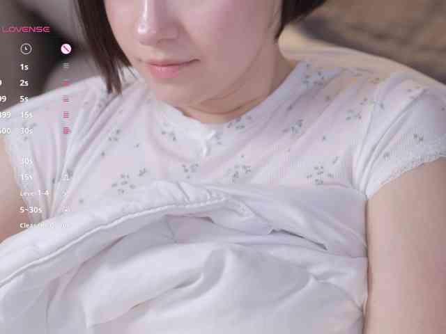 free adult chat now -FemaleEssence-