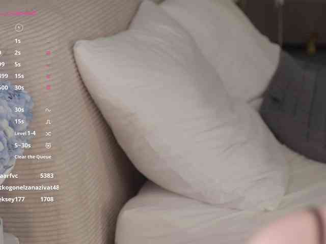 MissEssie webcam