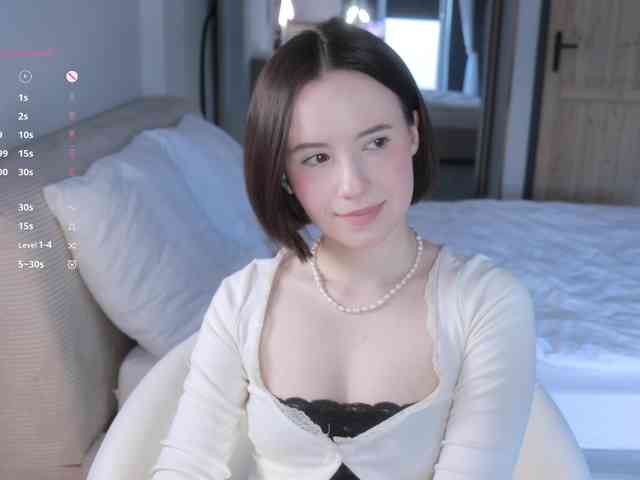 MissEssie webcam