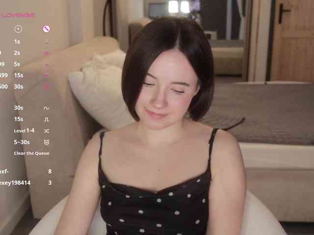 MissEssie webcam