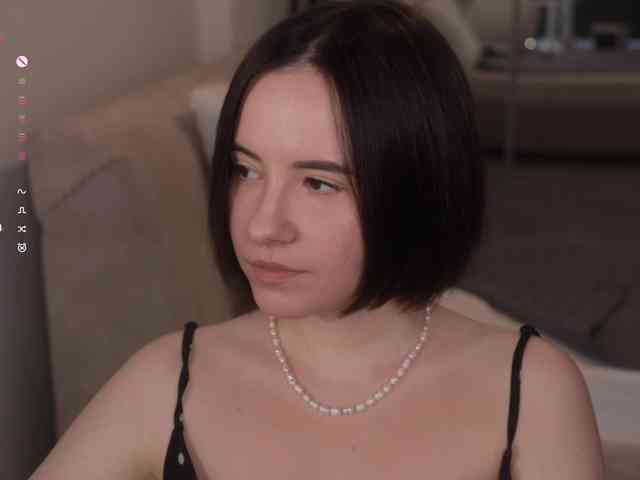 MissEssie webcam