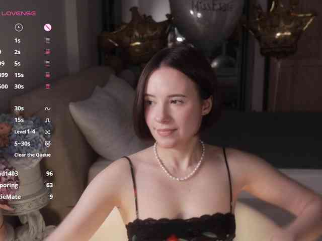 MissEssie webcam