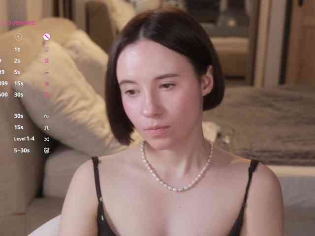 -FemaleEssence- Sex Cam Show