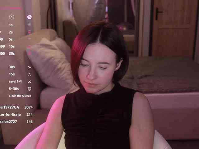 MissEssie webcam