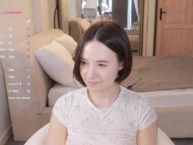 free adult chat now -FemaleEssence-