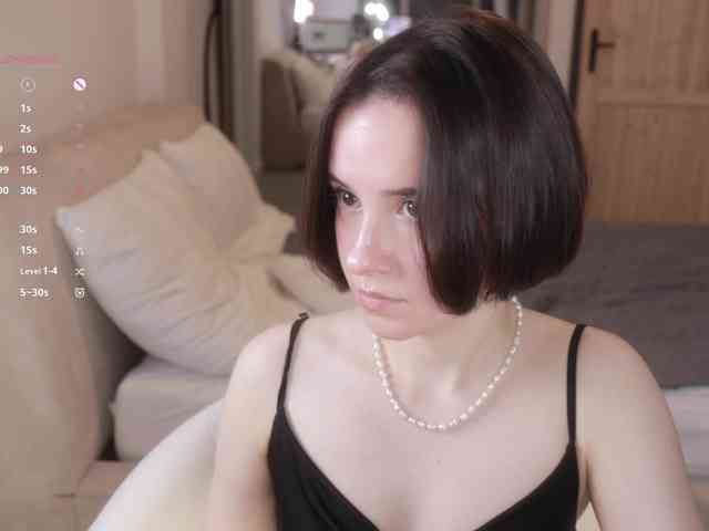 MissEssie webcam