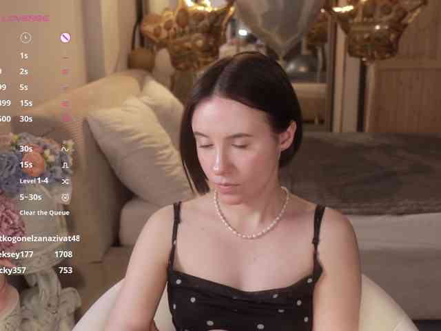 MissEssie webcam