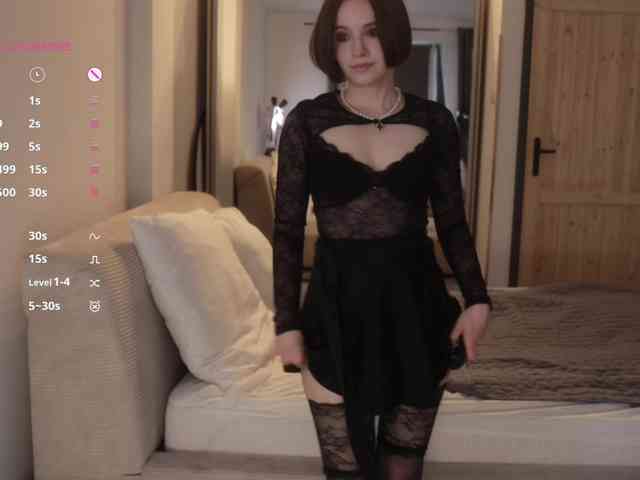 -FemaleEssence- Sex Cam Show