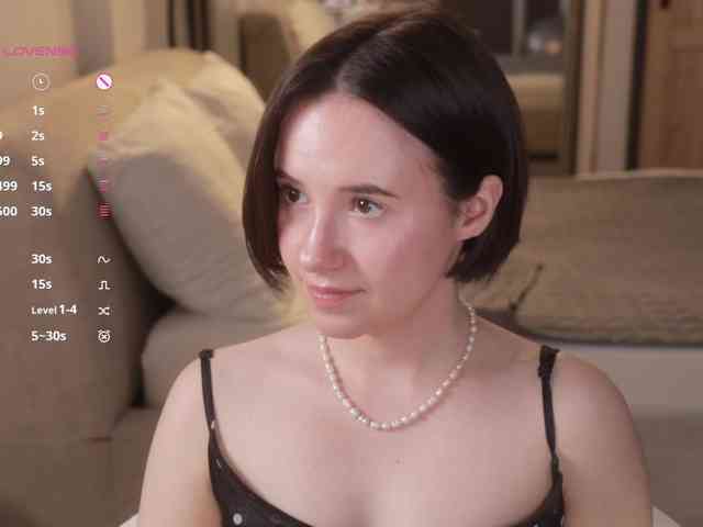MissEssie webcam