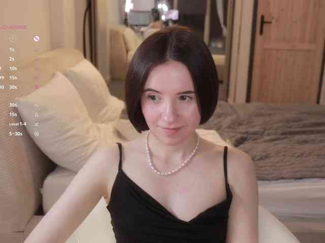 MissEssie webcam