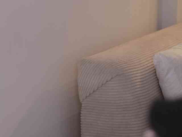 MissEssie webcam