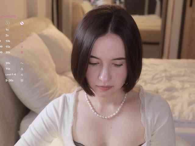 MissEssie webcam