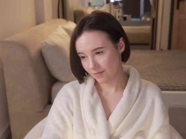 Missessie's cam show statistics and live stream