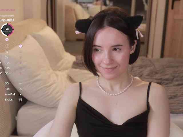 MissEssie webcam