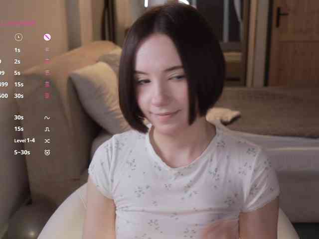 MissEssie webcam