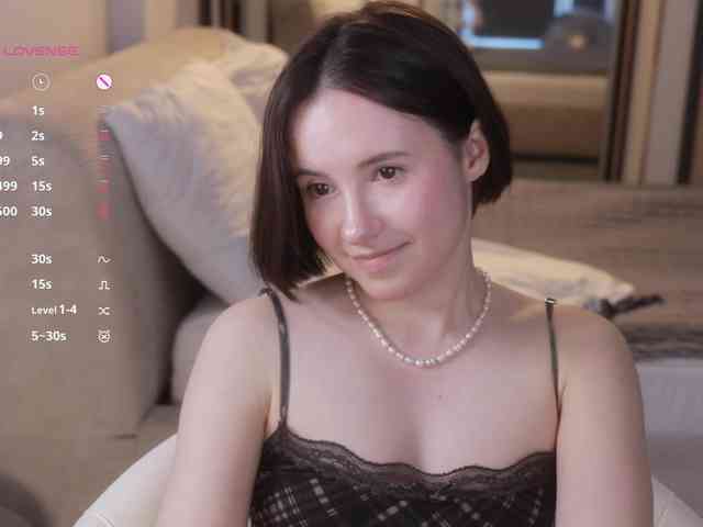 -FemaleEssence- Sex Cam Show