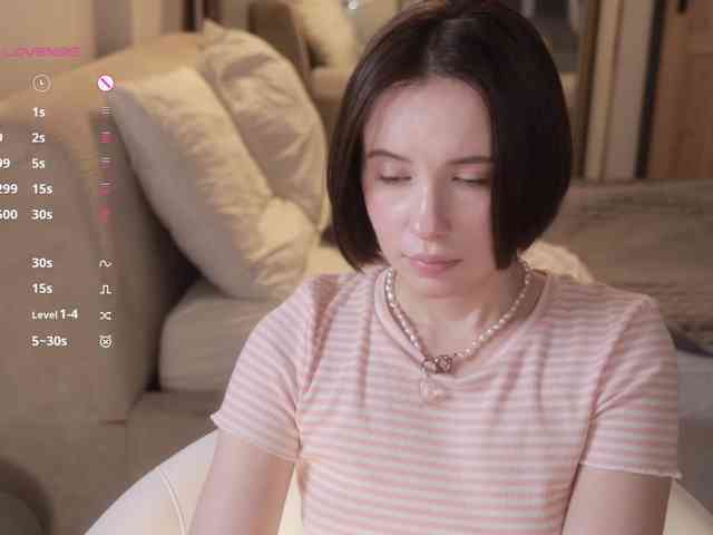 -FemaleEssence- Sex Cam Show