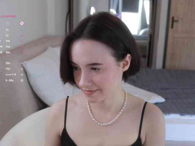 MissEssie webcam