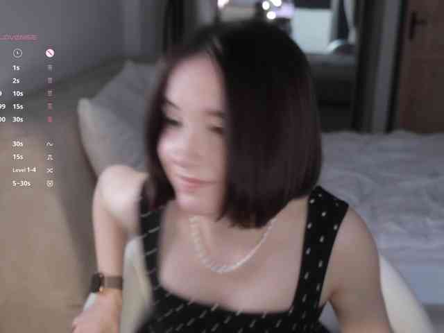 MissEssie webcam