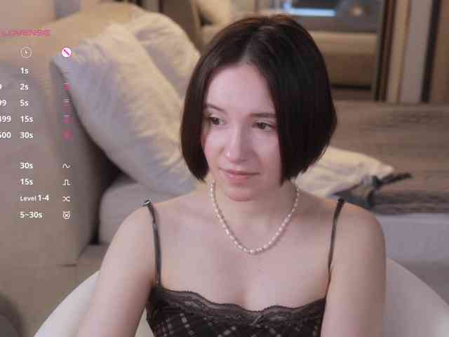 -FemaleEssence- Sex Cam Show
