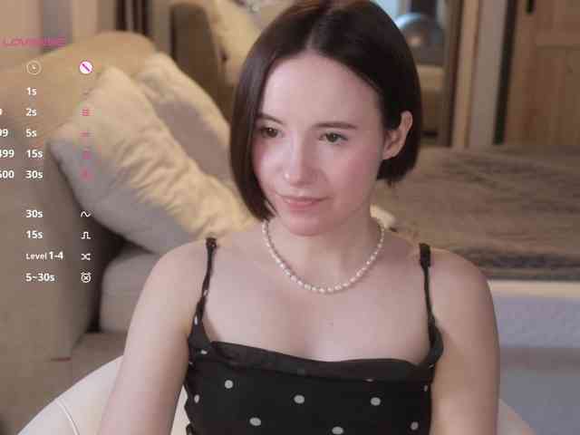 -FemaleEssence- Sex Cam Show