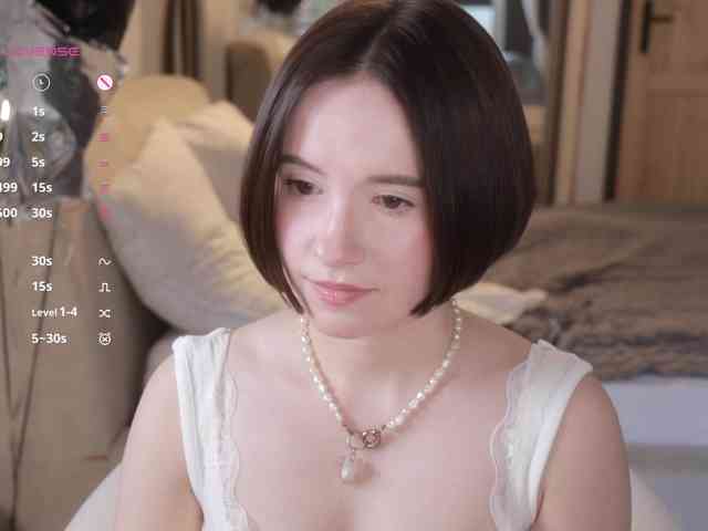 -FemaleEssence- Sex Cam Show