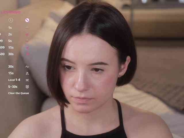 Модель: MissEssie