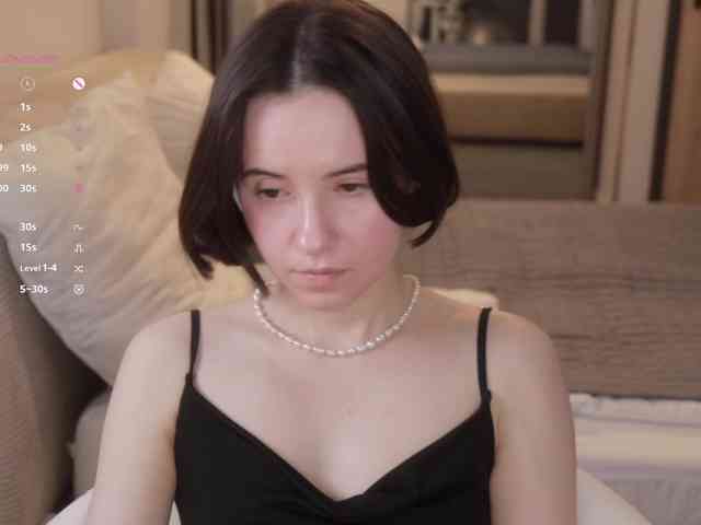 MissEssie webcam