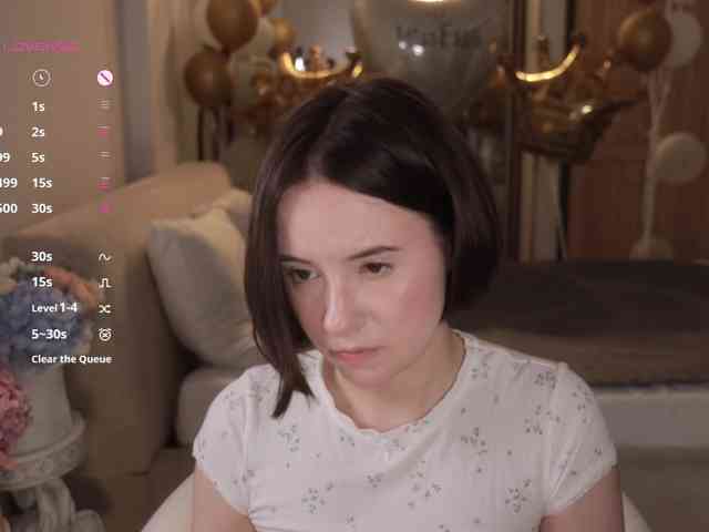 MissEssie webcam