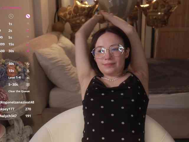 MissEssie webcam