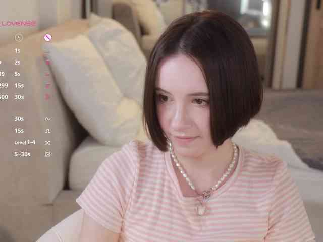 -FemaleEssence- Sex Cam Show