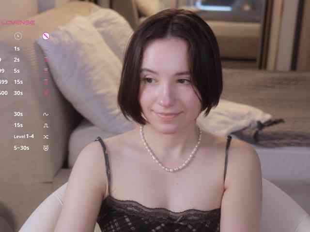 -FemaleEssence- Sex Cam Show