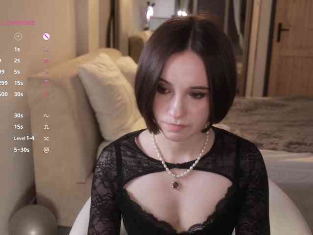 -FemaleEssence- Sex Cam Show