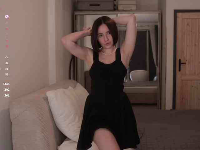 MissEssie webcam