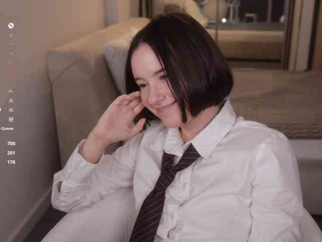 Model: MissEssie