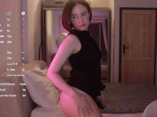 MissEssie webcam