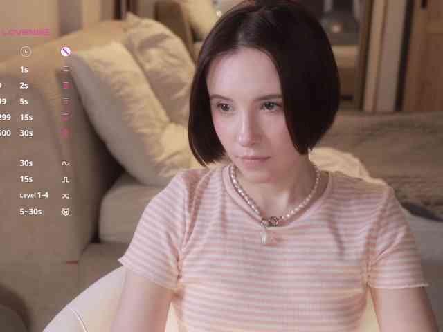 -FemaleEssence- Sex Cam Show