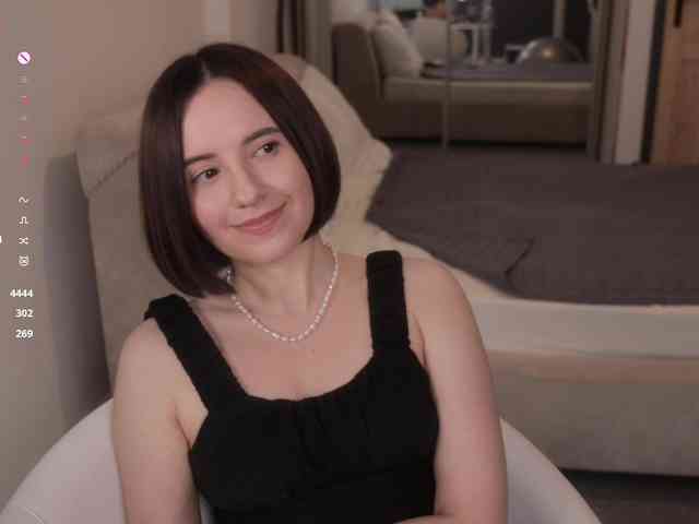MissEssie webcam
