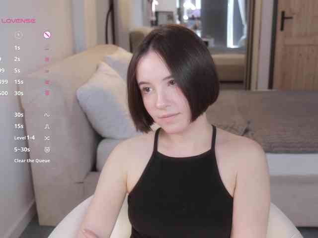 -FemaleEssence- Live Webcam on BongaCams