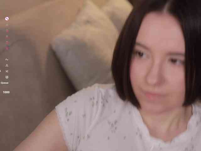 MissEssie webcam