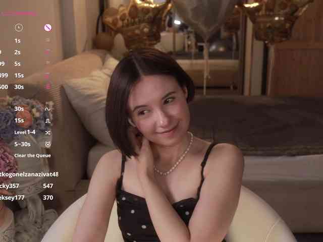 MissEssie webcam
