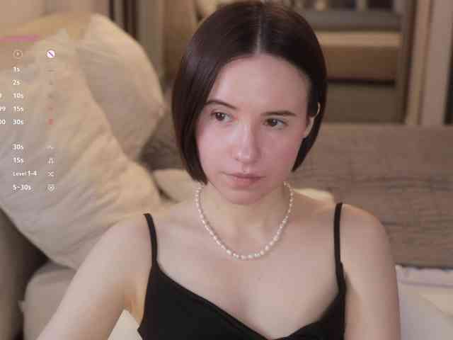 -FemaleEssence- -FemaleEssence-