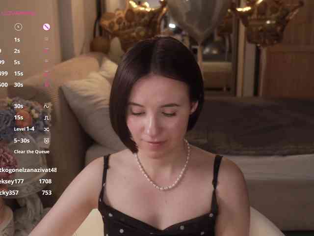 MissEssie webcam