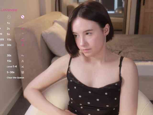 -FemaleEssence-