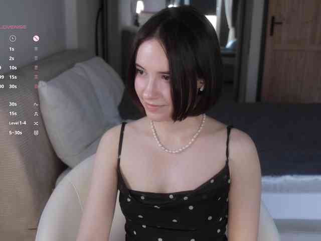 MissEssie webcam