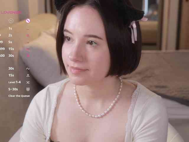 MissEssie webcam