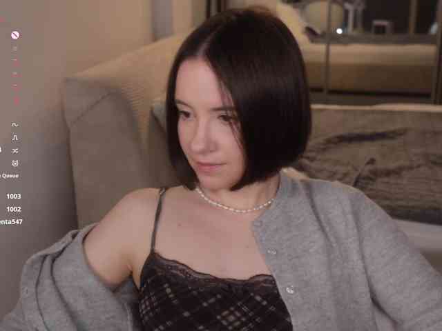 MissEssie webcam